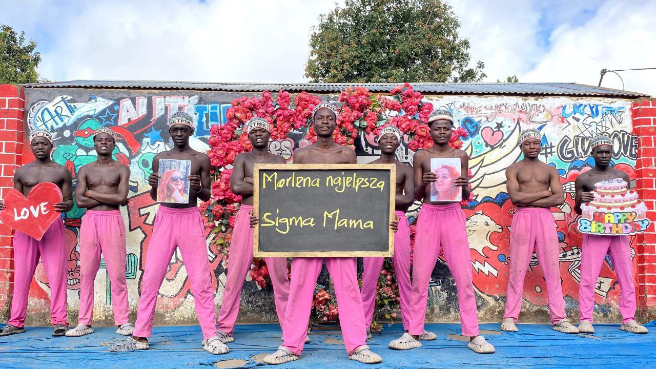 Greeting from Africa "plnk boys"