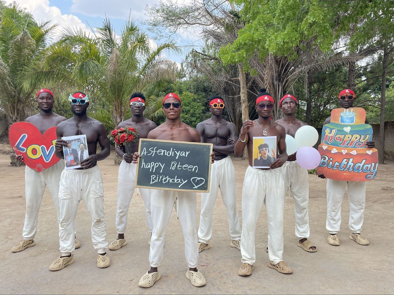 🎉 From Savage to Romantic: How to Choose the Perfect African Greeting for Any Occasion