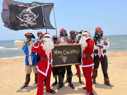 Pirate Crew video greeting dancers - photo 2