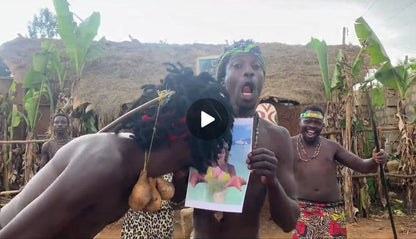 Fanny Hut video greeting dancers - photo 2